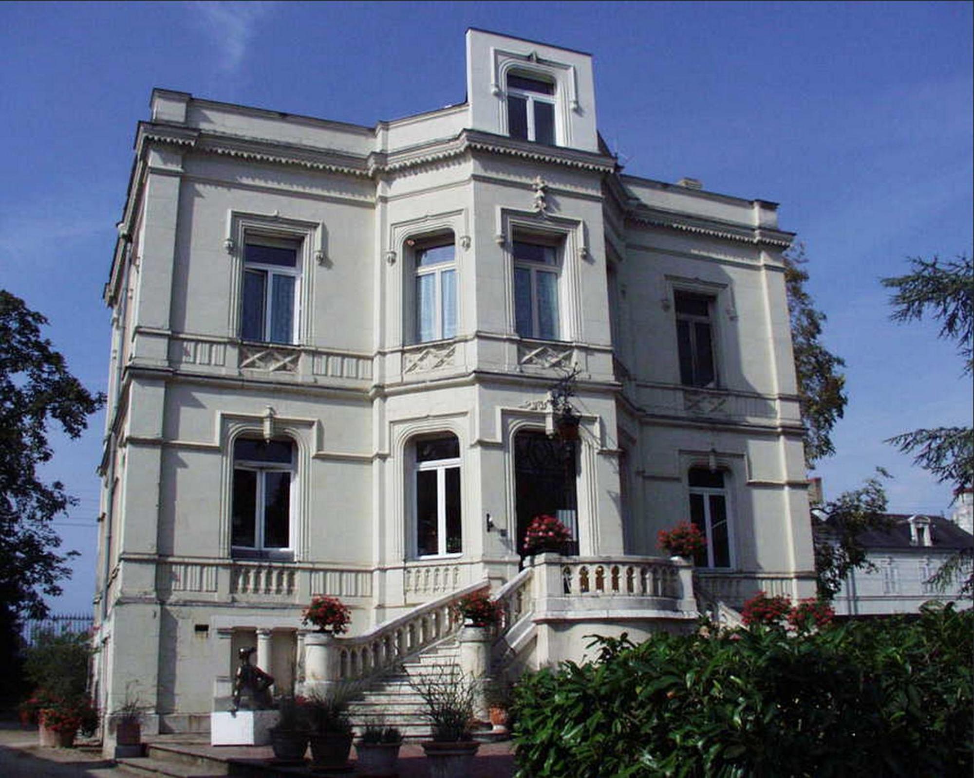 Domaine De L'Oie Rouge Acomodação com café da manhã Les Rosiers Exterior foto